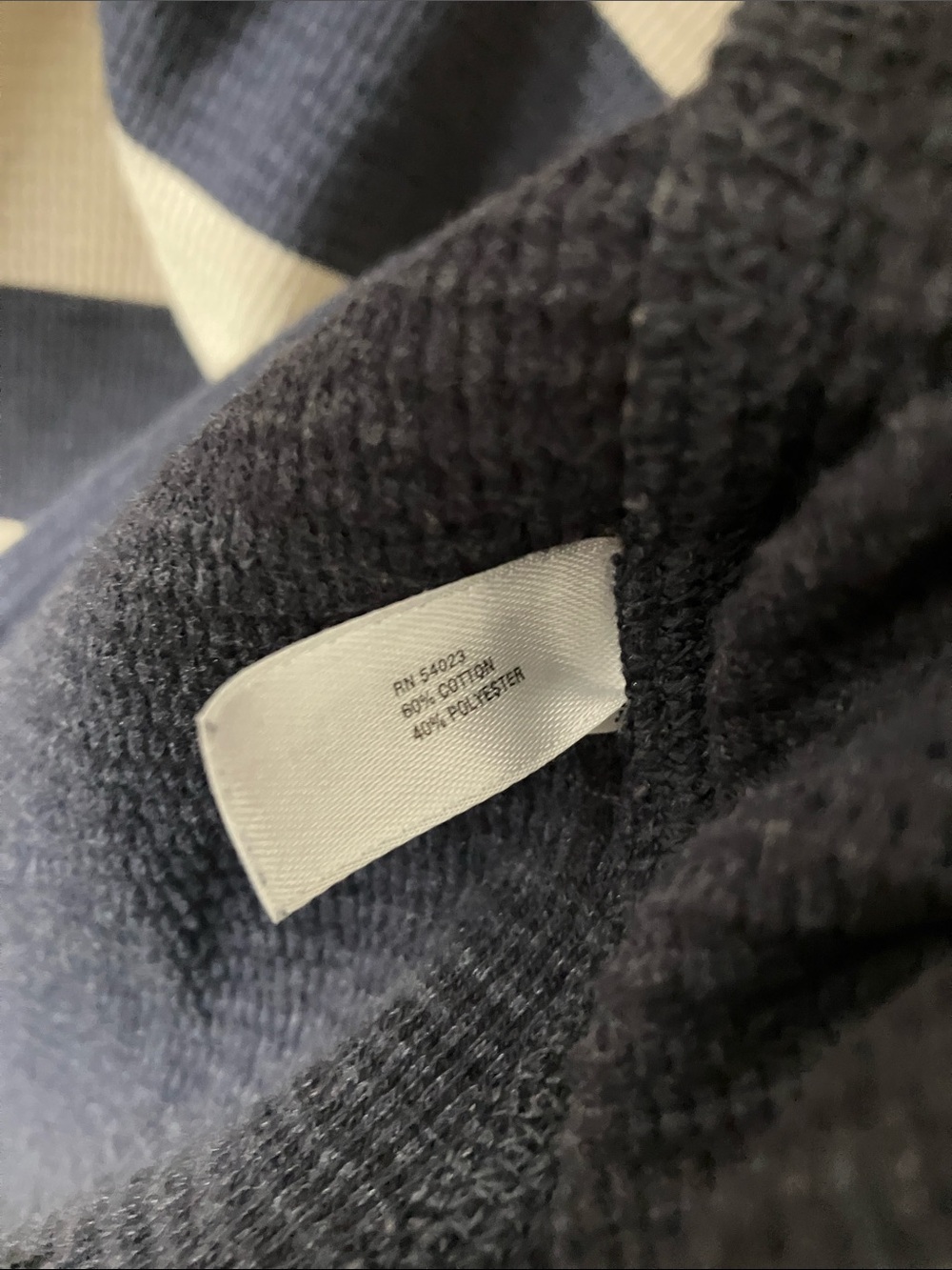 EUC GAP Navy & Cream Striped Crew Neck Waffle Tee w Contrast Stitching - Picture 4 of 6